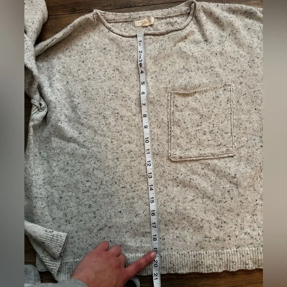 Promesa Light Gray Knit pocket Sweater size M - Image 9