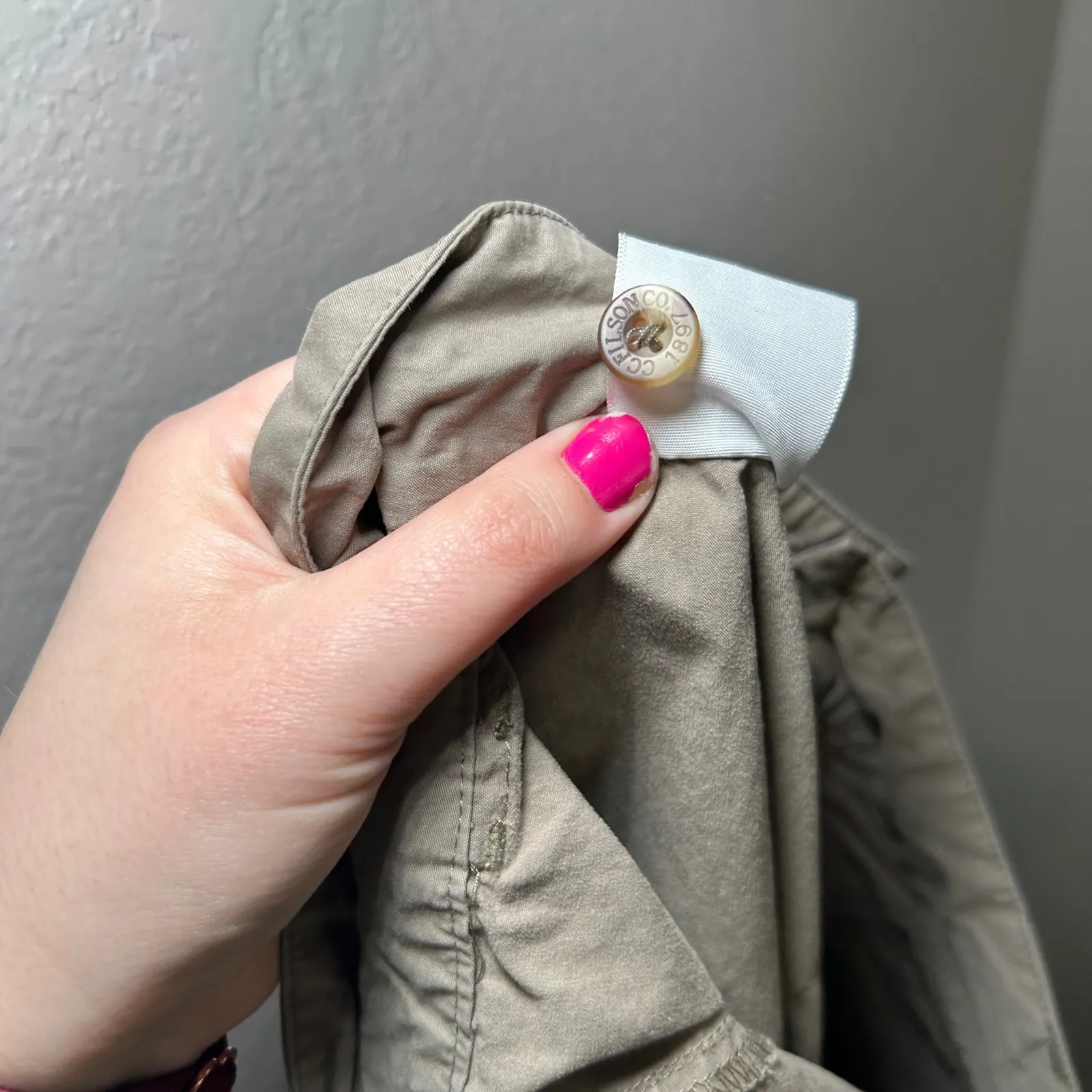 Filson Women's Khaki Utility Cargo Pants Size 10 Gorpcore Minimal casual Tan - Image 8