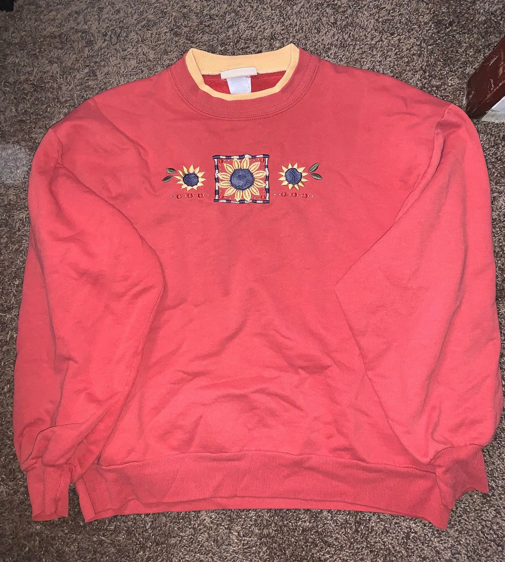 Top Stitch Embroidered Crewneck Multiple Size L - Image 2