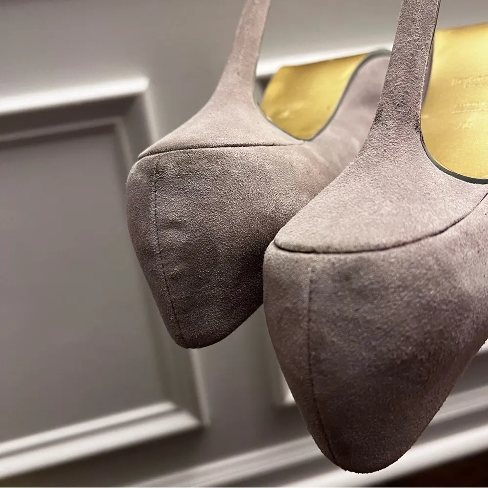 YSL Yves Saint Laurent Platform Pump Grey Suede - Image 7