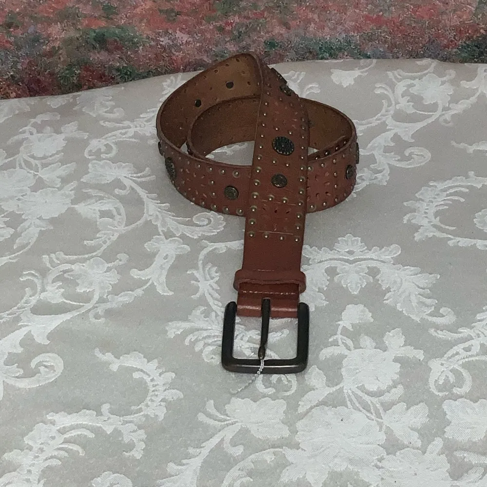 Fossil Leather Western Boho Brown Belt Antique Gold Studs Detail Small - Image 13