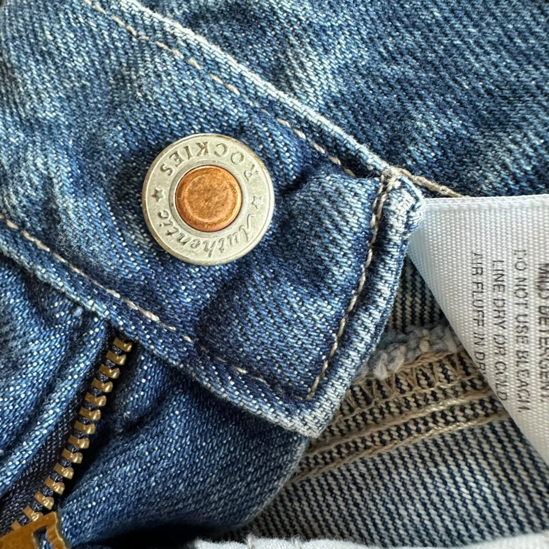 Vintage Rockies Jeans • Womens Sz. 9 - Image 4