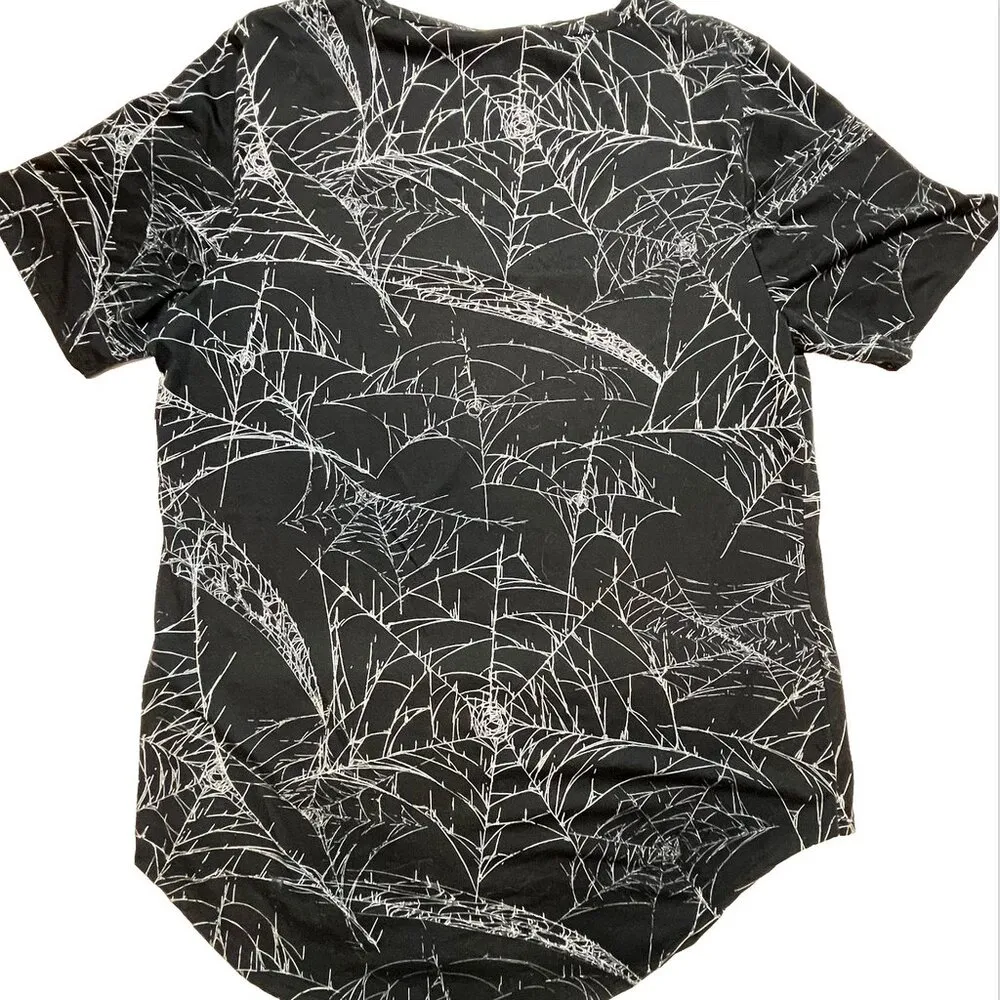 Halloween Black Spider Web Tshirt Lularoe Classic Tee SZ S Short Sleeve Grunge - Image 2