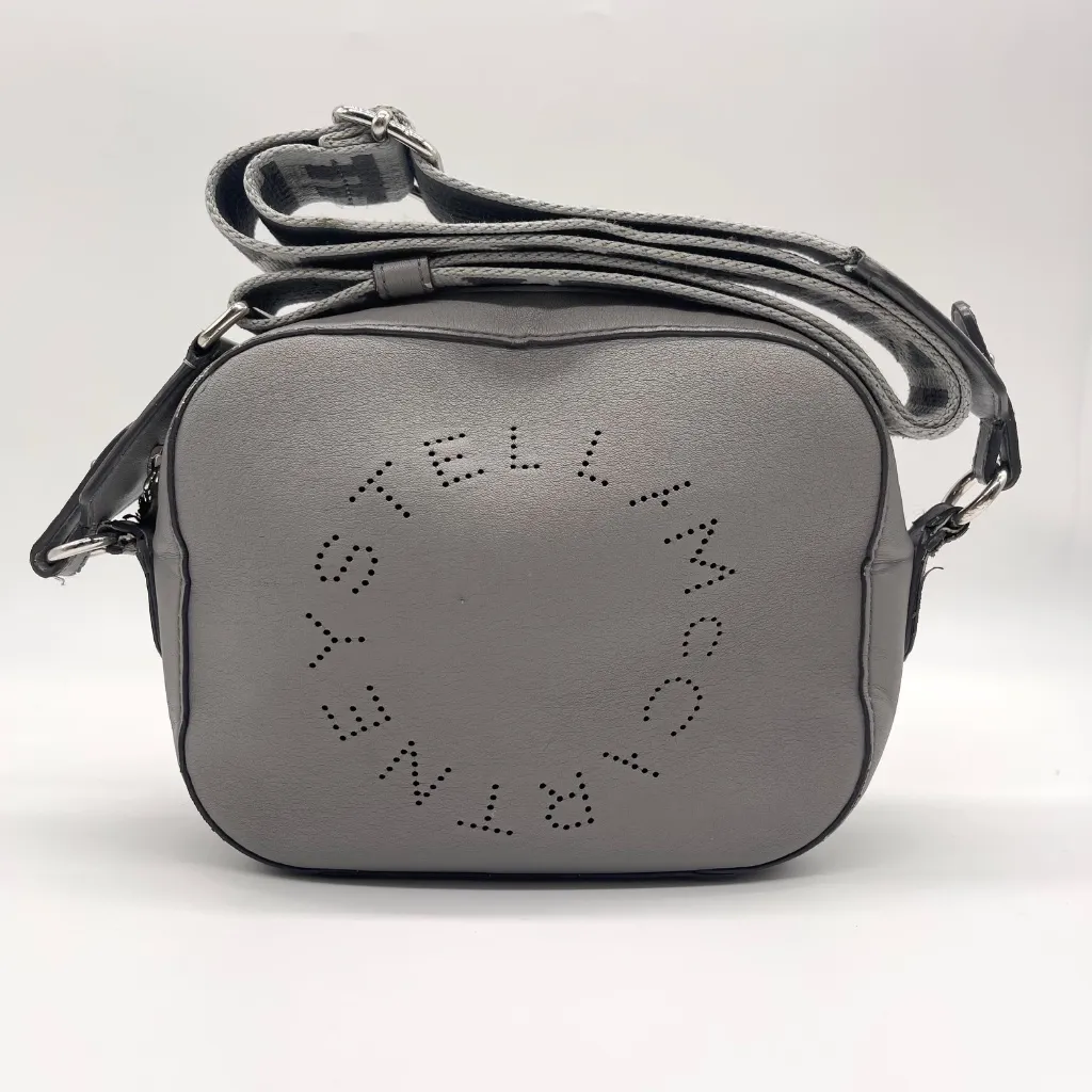 Stella McCartney Authentic Grey Logo Crossbody Camera Bag Preowned - Image 7