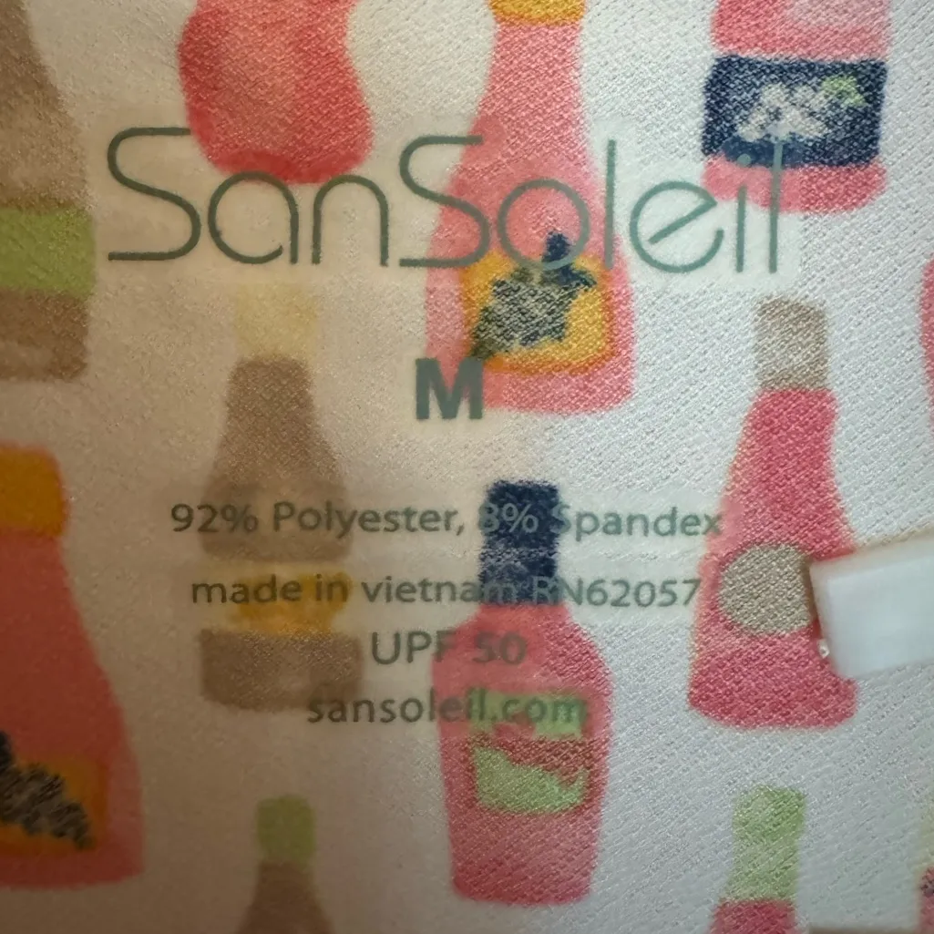 NWT SanSoleil Vineyard Wine Bottle Print Solcool 1/4 Zip Pullover Top White Size M - Image 7