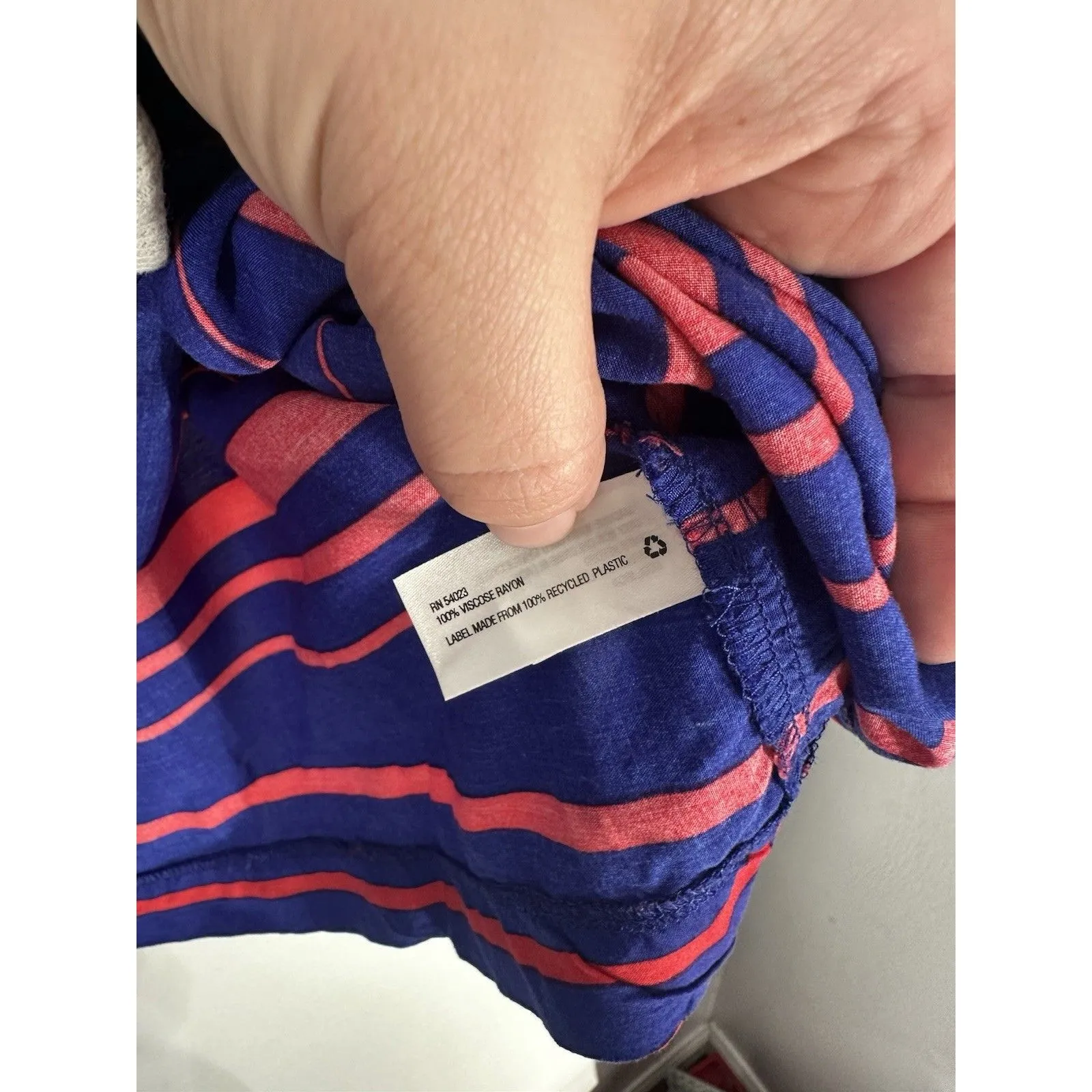 Gap Red & Blue Striped Midi Knee Length Skirt Sz 8 Viscose Rayon Pockets Belt - Image 4