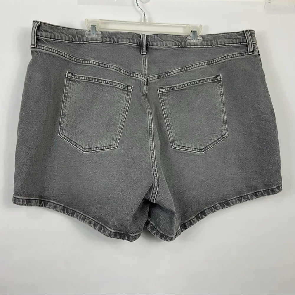 Abercrombie & Fitch Curve Love High‎ Rise Dad Jean Shorts Size 22 - Image 3