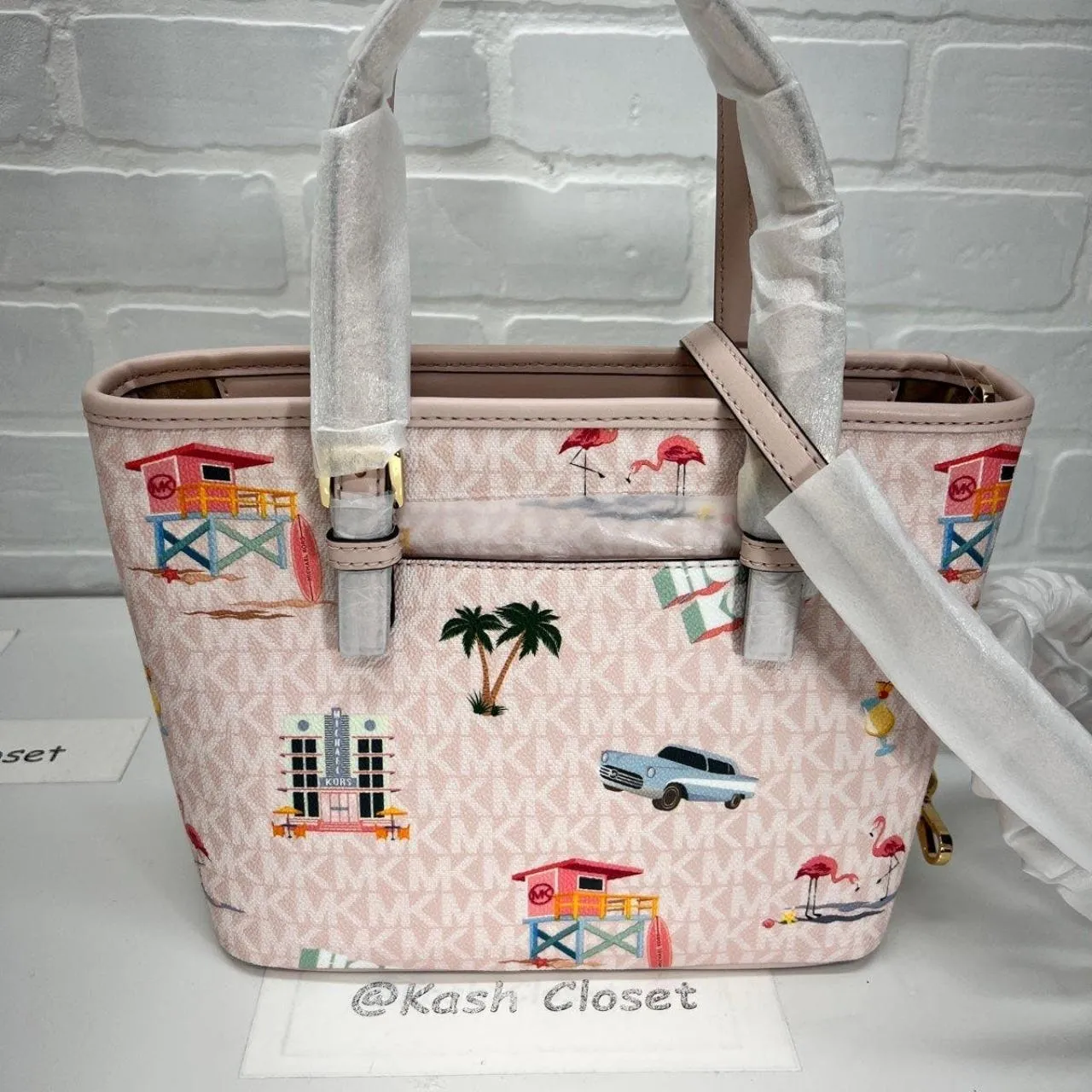 Michael Kors Light Powder Blush Carryall Tote - Image 4