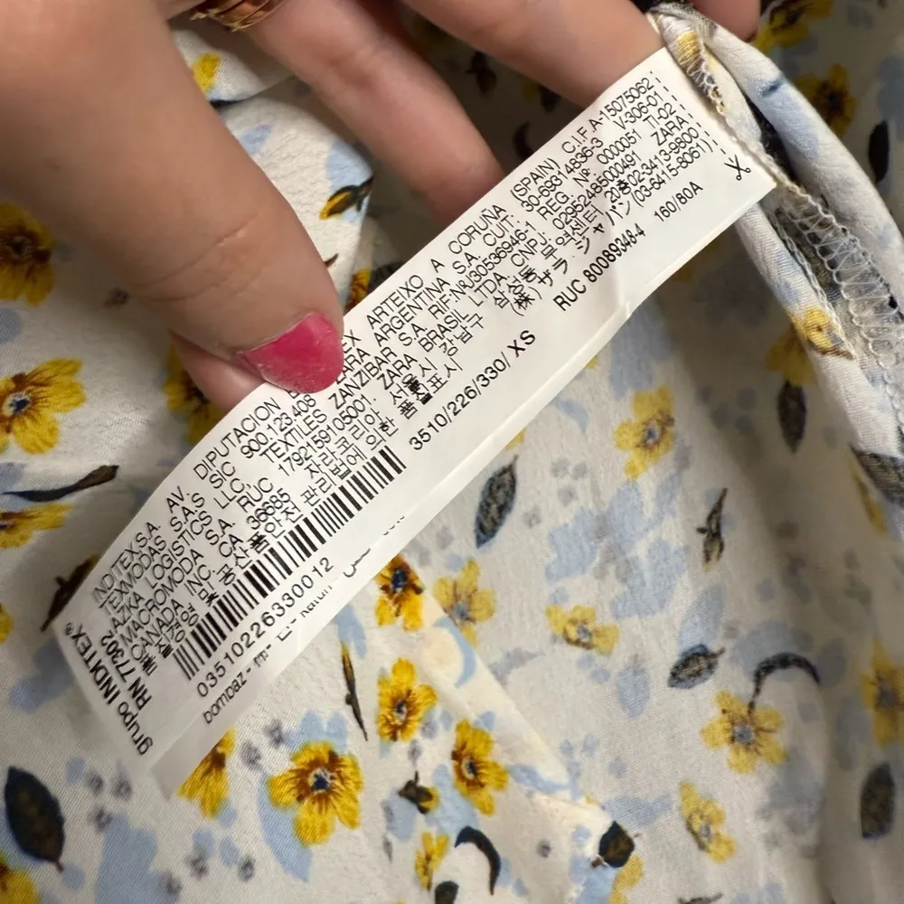 Zara White Black Lace Inset Blue and Yellow Floral Tank Top Blouse XS - Image 11