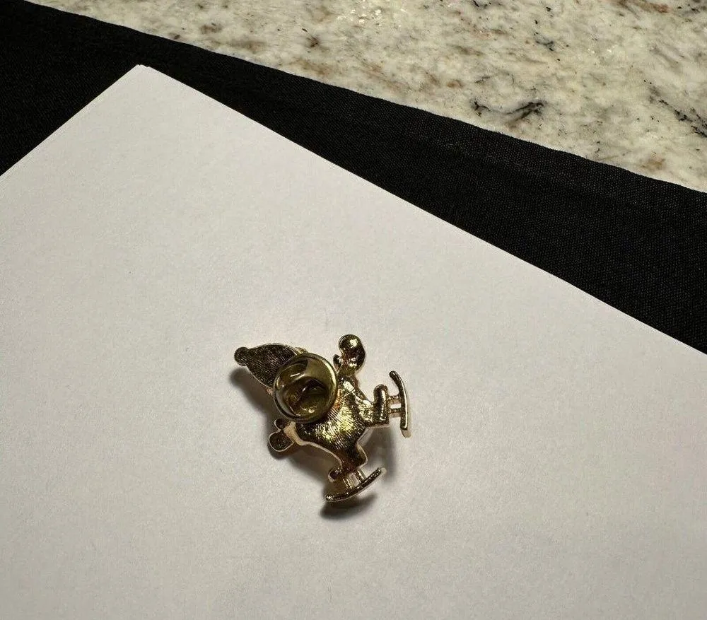 Avon Christmas Faux Pearl Snowman Snow Ball Ice Skating Gold Tone Lapel Tack Pin - Image 4