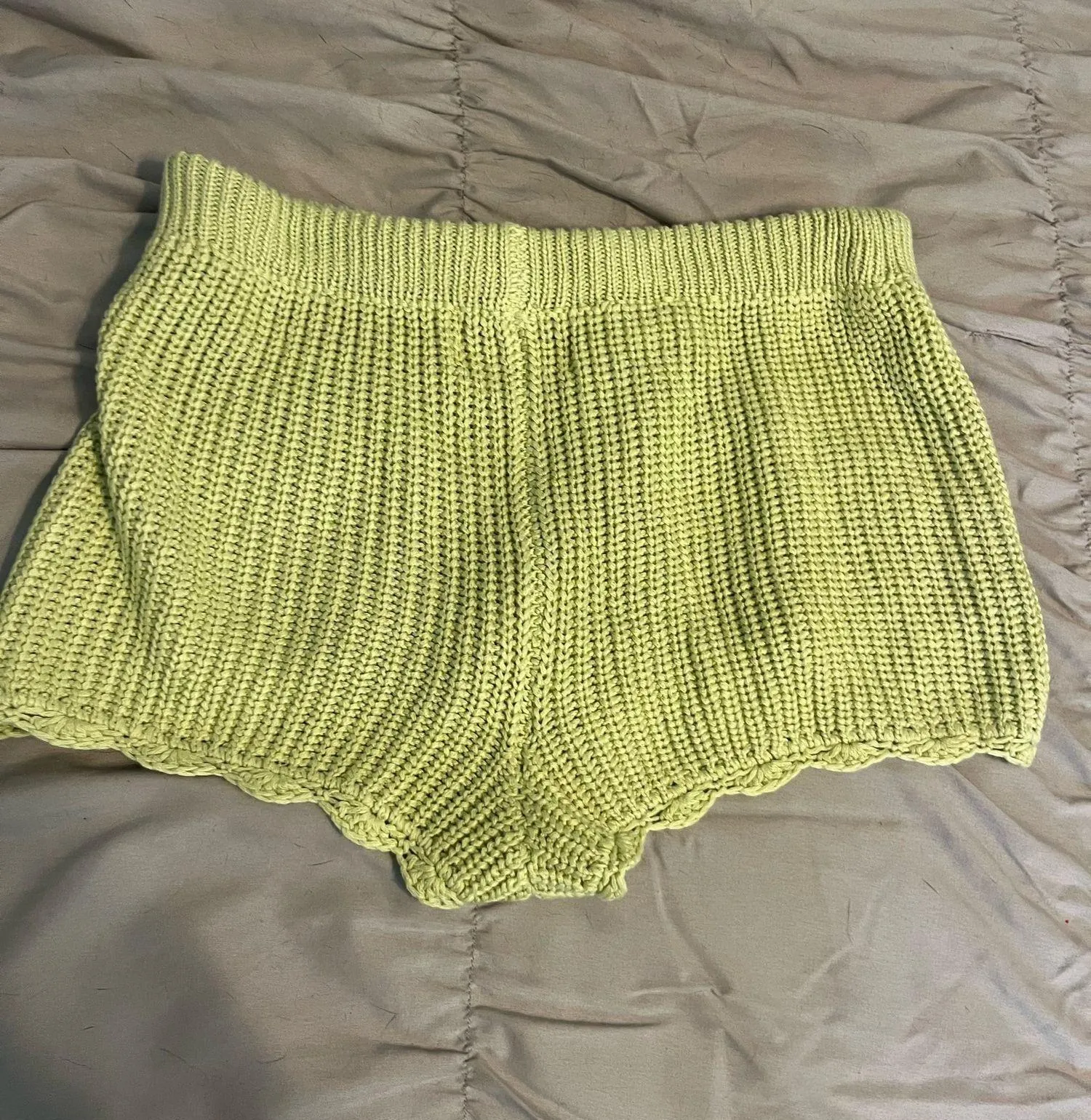 Edikted green shorts  - Image 3