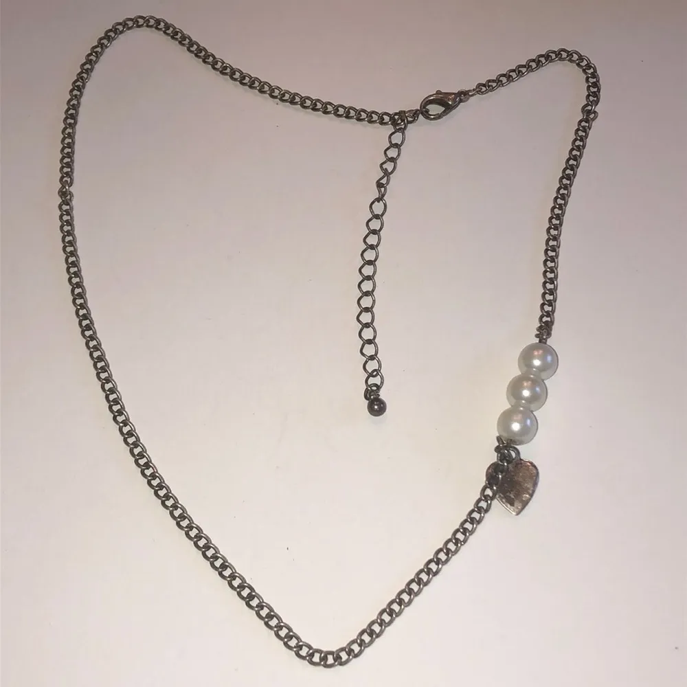 Brass Tone Bronze Tone Faux Pearl Heart Pendant Boho Necklace - Image 9