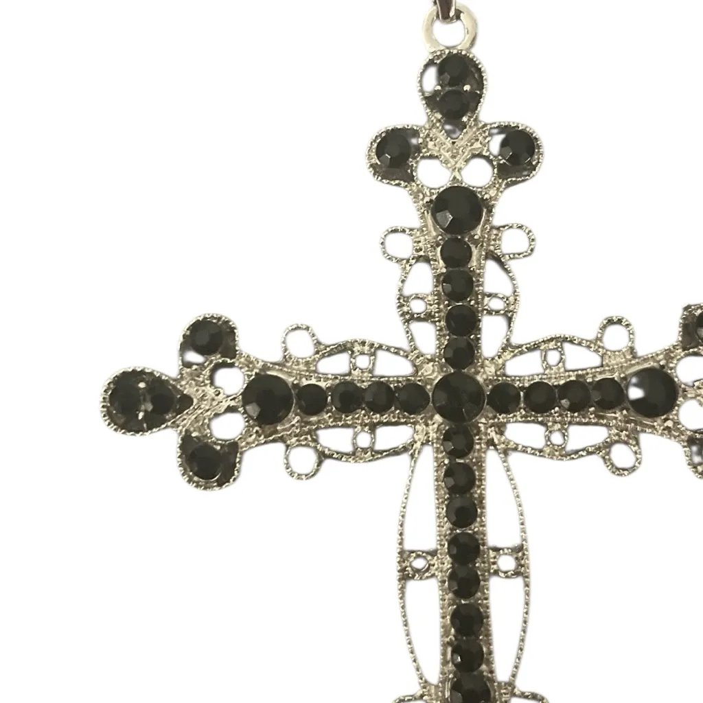 Silver Tone Metal Filigree Black Rhinestones Cross Pendant & Chain Necklace - Image 4