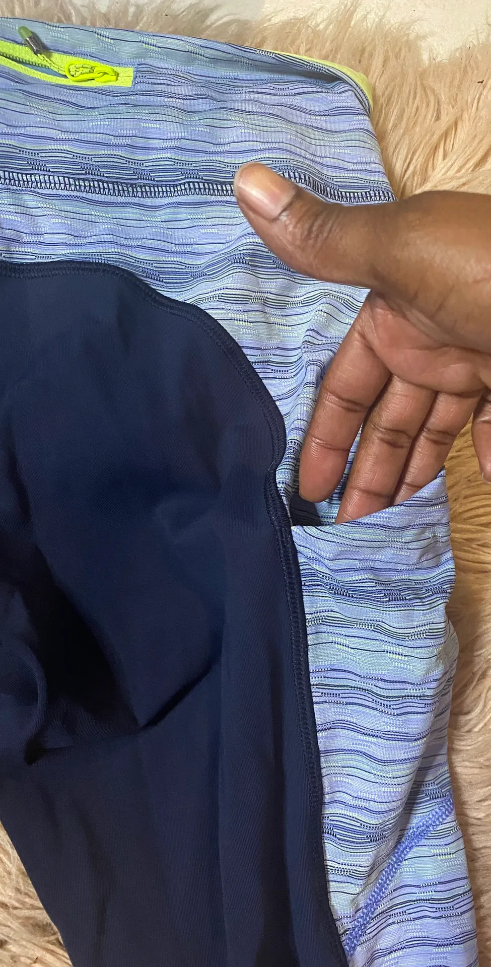 Lululemon Leggings Size 6 - Image 4