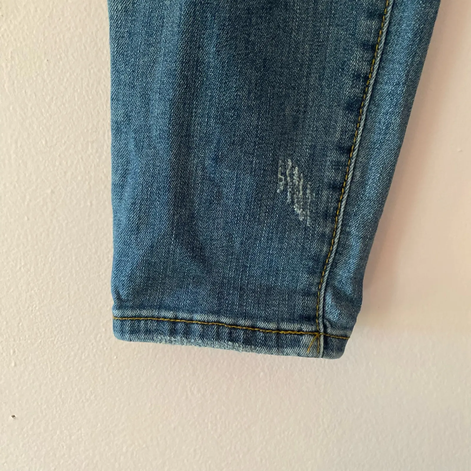 Judy Blue Relaxed Fit Distressed Medium Wash Straight Jeans Women's size 29 - Image 6