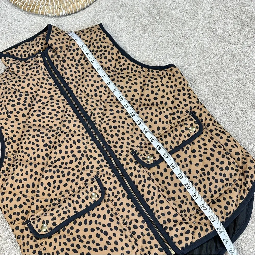 J. Crew Factory Animal Print Puffer Quilted Vest Full Zip Snap Pockets M Tan Size M - Image 15