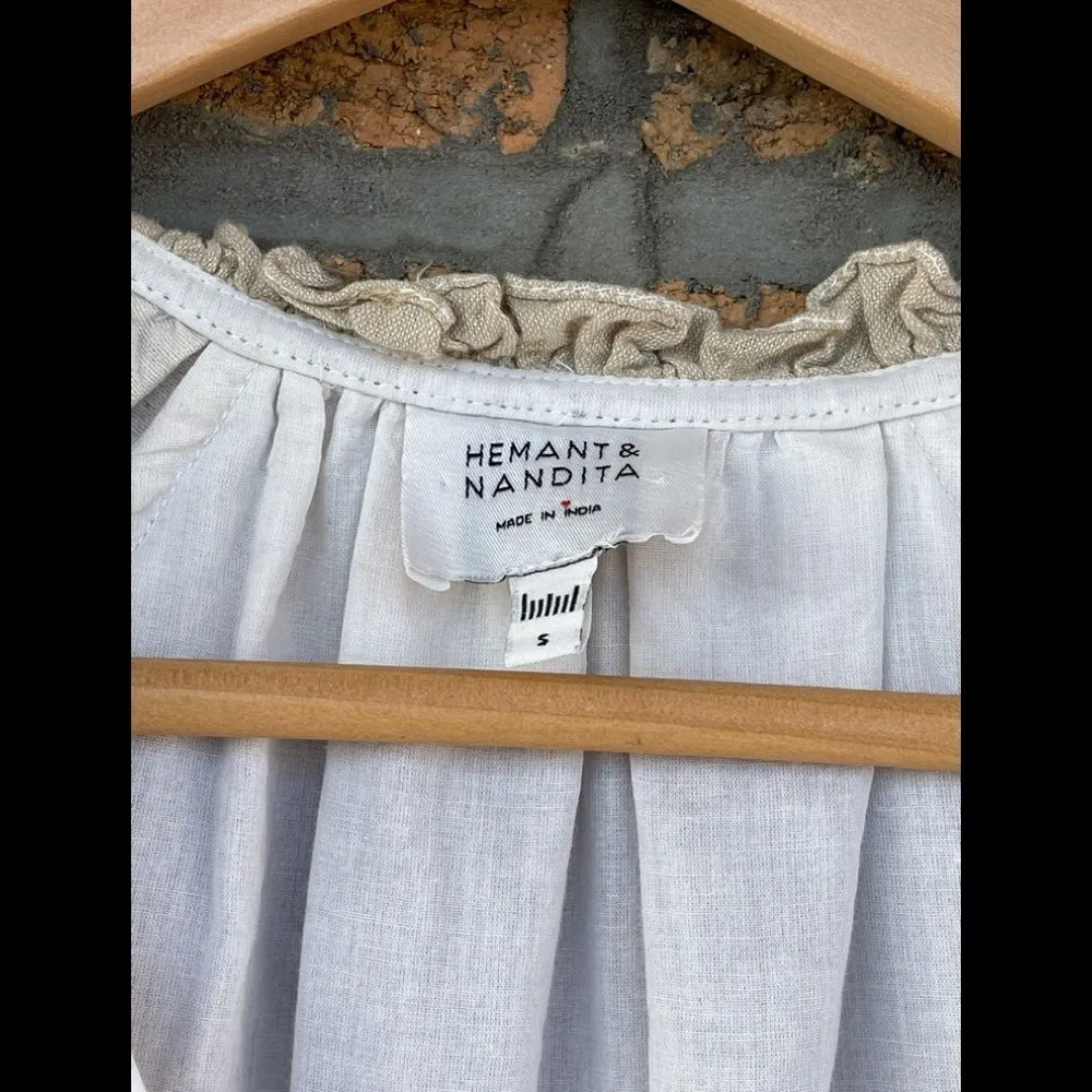 Hemant & Nandita Mana Embroidered Dress Sz small Tan - Image 4