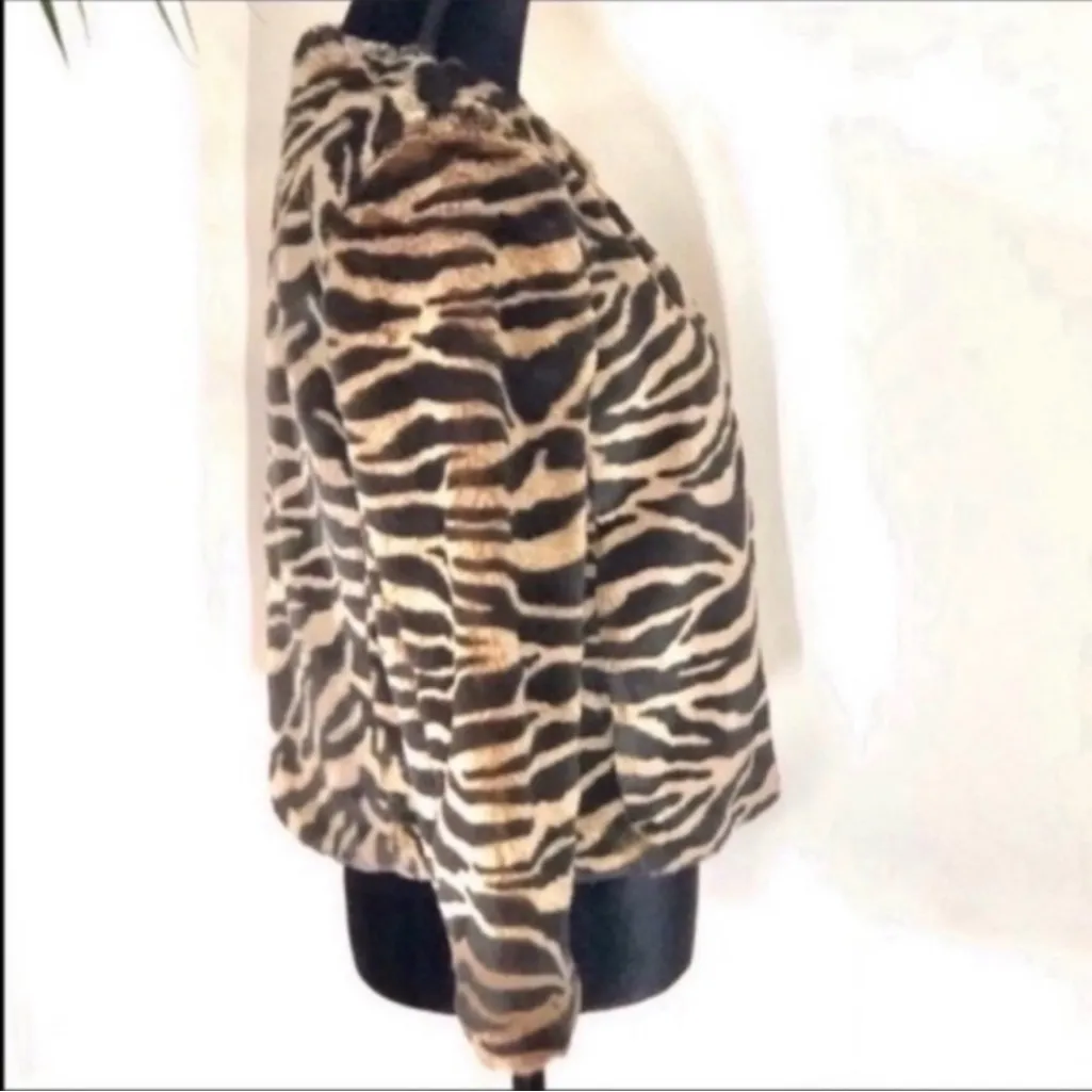 Banana Republic Faux Tiger Fur Bomber Style Short Jacket NWOT XS - Image 6
