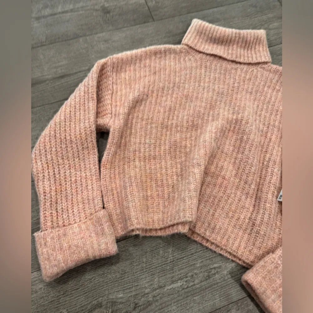 PHILOSOPHY Cozy Pink Turtleneck Sweater🌻 - Image 5