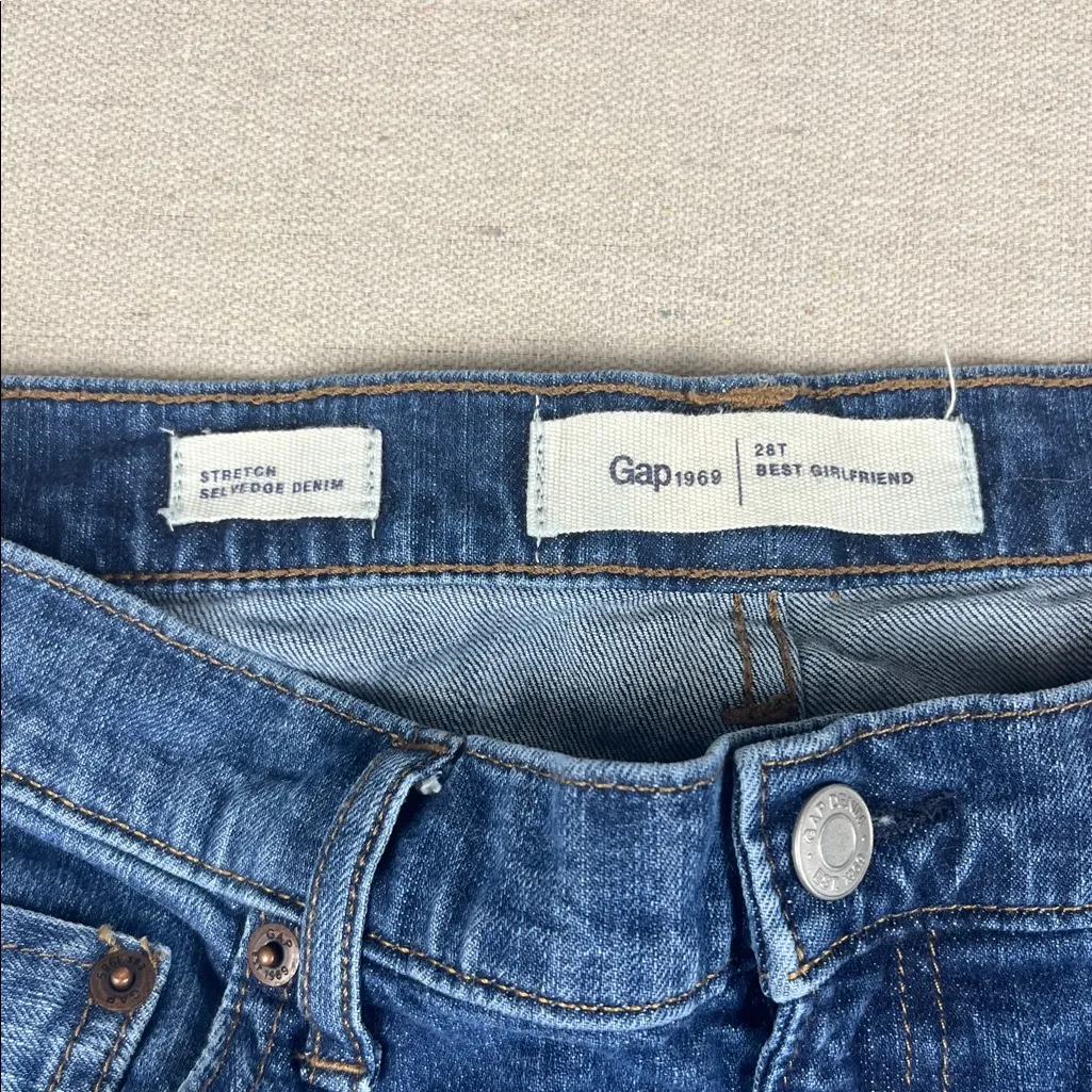 GAP Blue Best Girlfriend Stretch Selvedge Denim
Size: 28T - Image 2