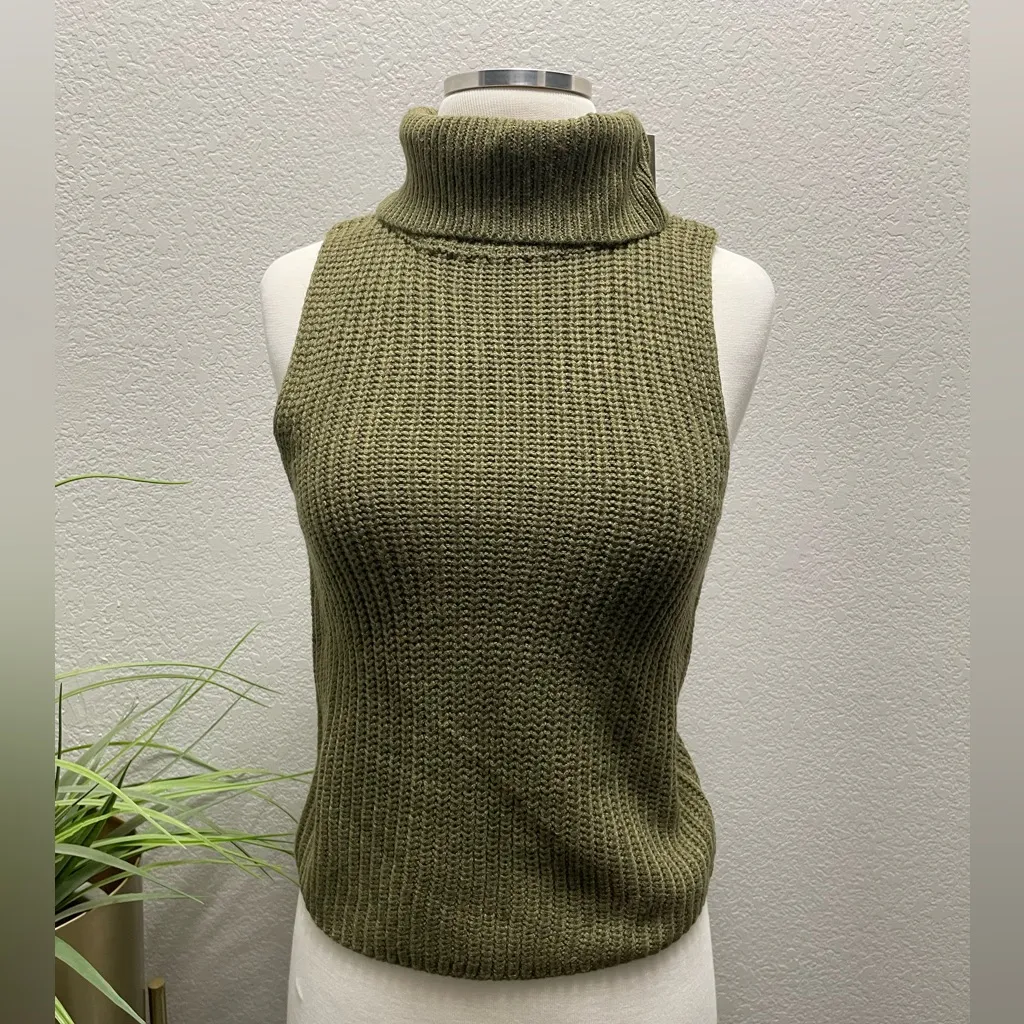 NWT Stitches & Stripes x Revolve Santos Top in Olive Green Sz‎ Small - Image 2