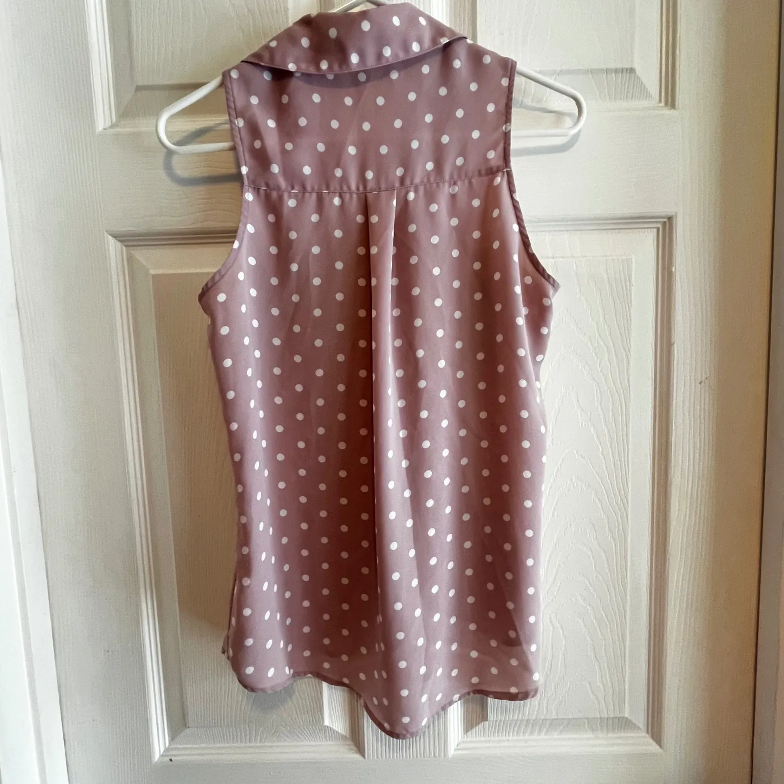 Express Womens Polka Dot Sleeveless Button Up Shirt Top XS Pink White Classic - Image 8