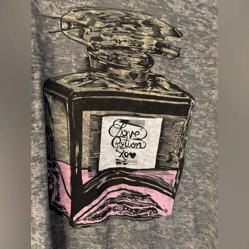 Lauren Moshi Bayle Color Love Potion Pocket Tee Women’s Grey Size Medium/Large - Image 4