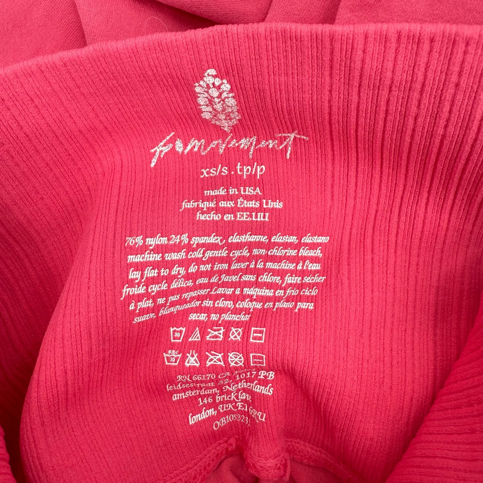 Free People Movement Good Karma Legging  Size XS/S Electric Peony NWT Perforated - Image 4