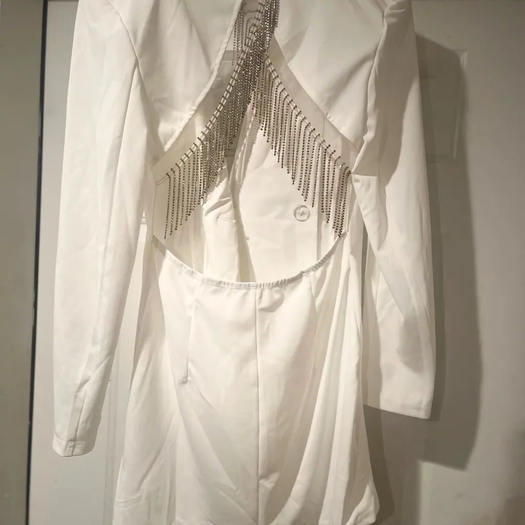 Chic White Women's Blazer Size M - Image 2