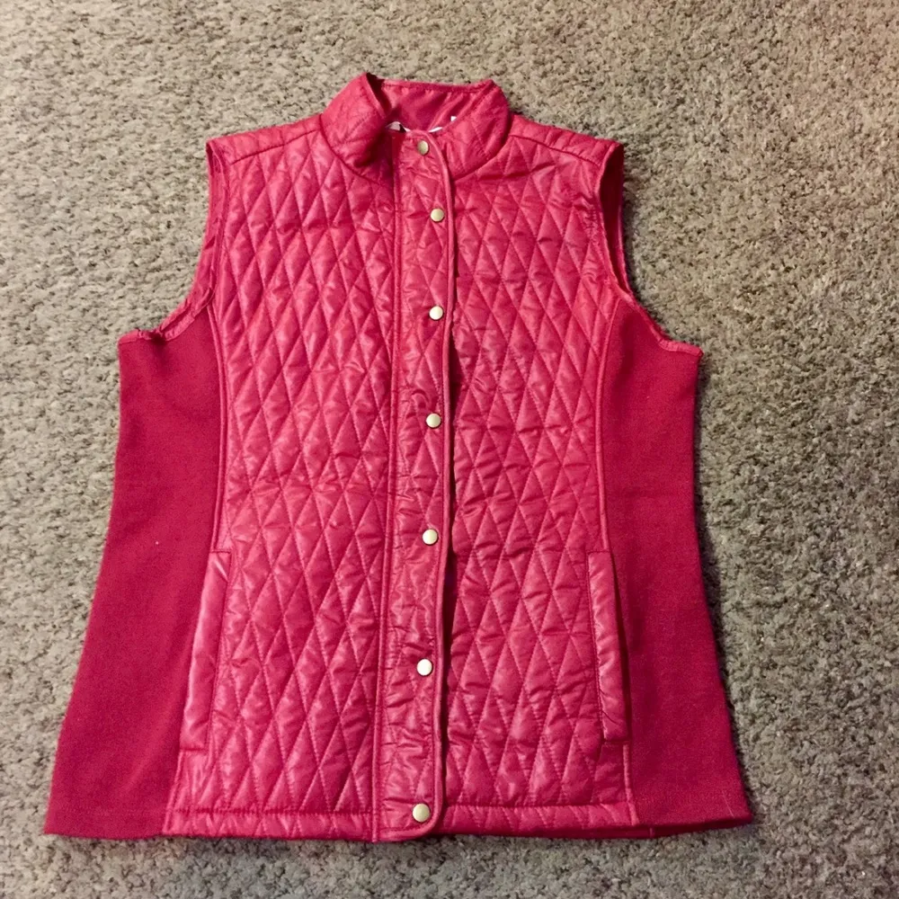 Great Northwest Indigo Vest Sz M Gently Used - Image 6