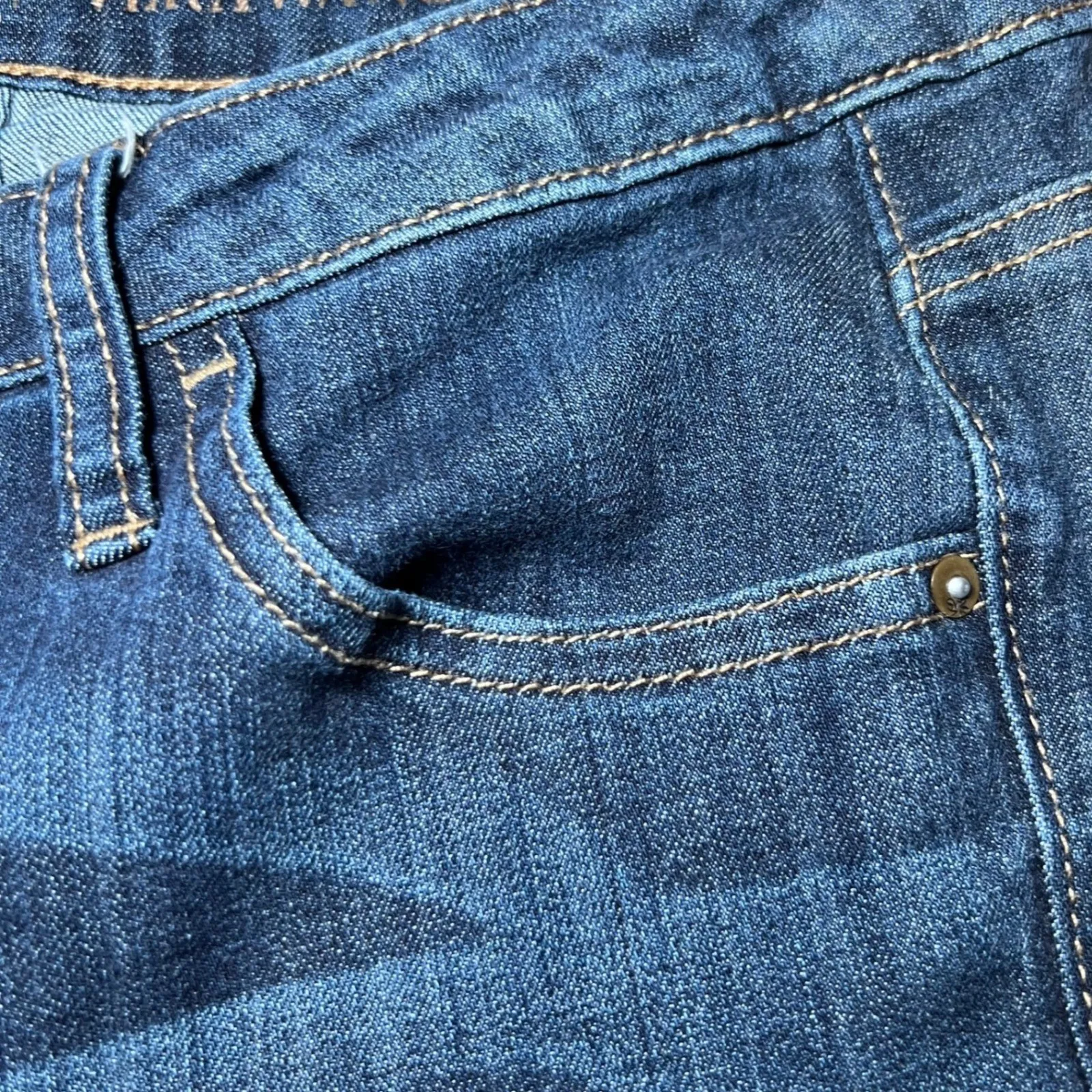 Simply Vera Vera Wang Bootcut Jeans Womens Size 4 Denim Casual Everyday Fashion - Image 14