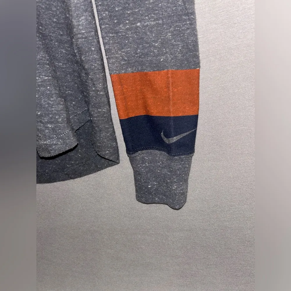 Nike Chicago bears women’s long sleeve tshirt size large football NFL - Image 2