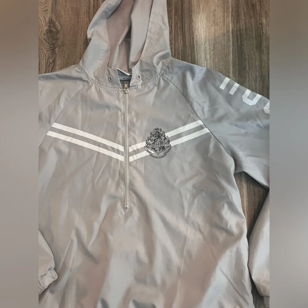 HARRY POTTER HOGWARTS Jacket Light Weight Windbreaker Small #82 - Image 12