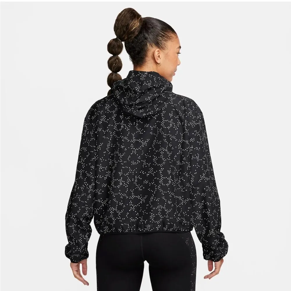 Nike Women’s Running Jacket - Image 2