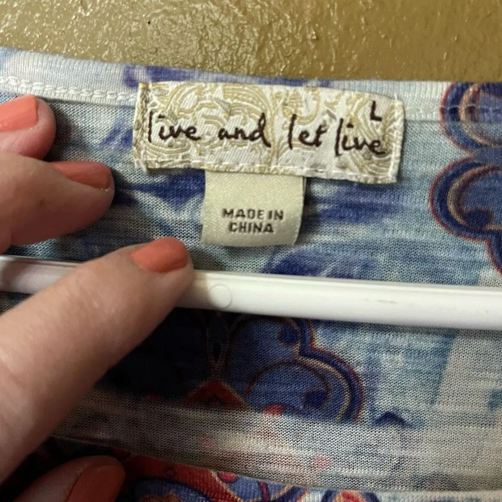 Live and let live size large size L dolman sleeves studded top - Image 2