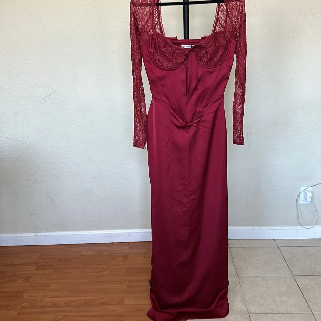 HOUSE OF CB 'Perdi' Berry Satin Maxi Dress with Corset NWOT size S A-C.‎ $329 - Image 10
