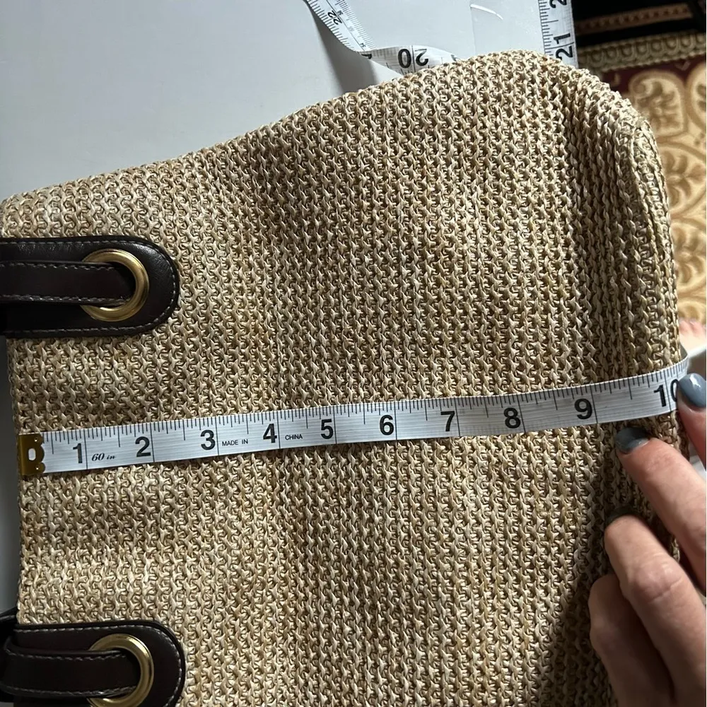 Amanda smith Woven Straw Shoulder Bag Beige with Brown Leather Straps - Image 9