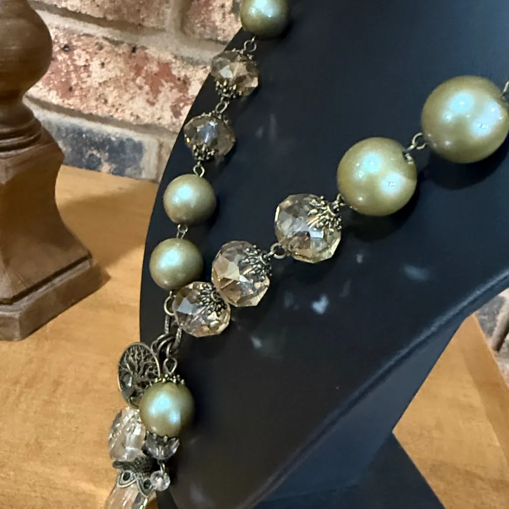 Light Amber Crystal & Green Iridescent Faux Pearl Necklace Tree Of Life Charm - Image 4