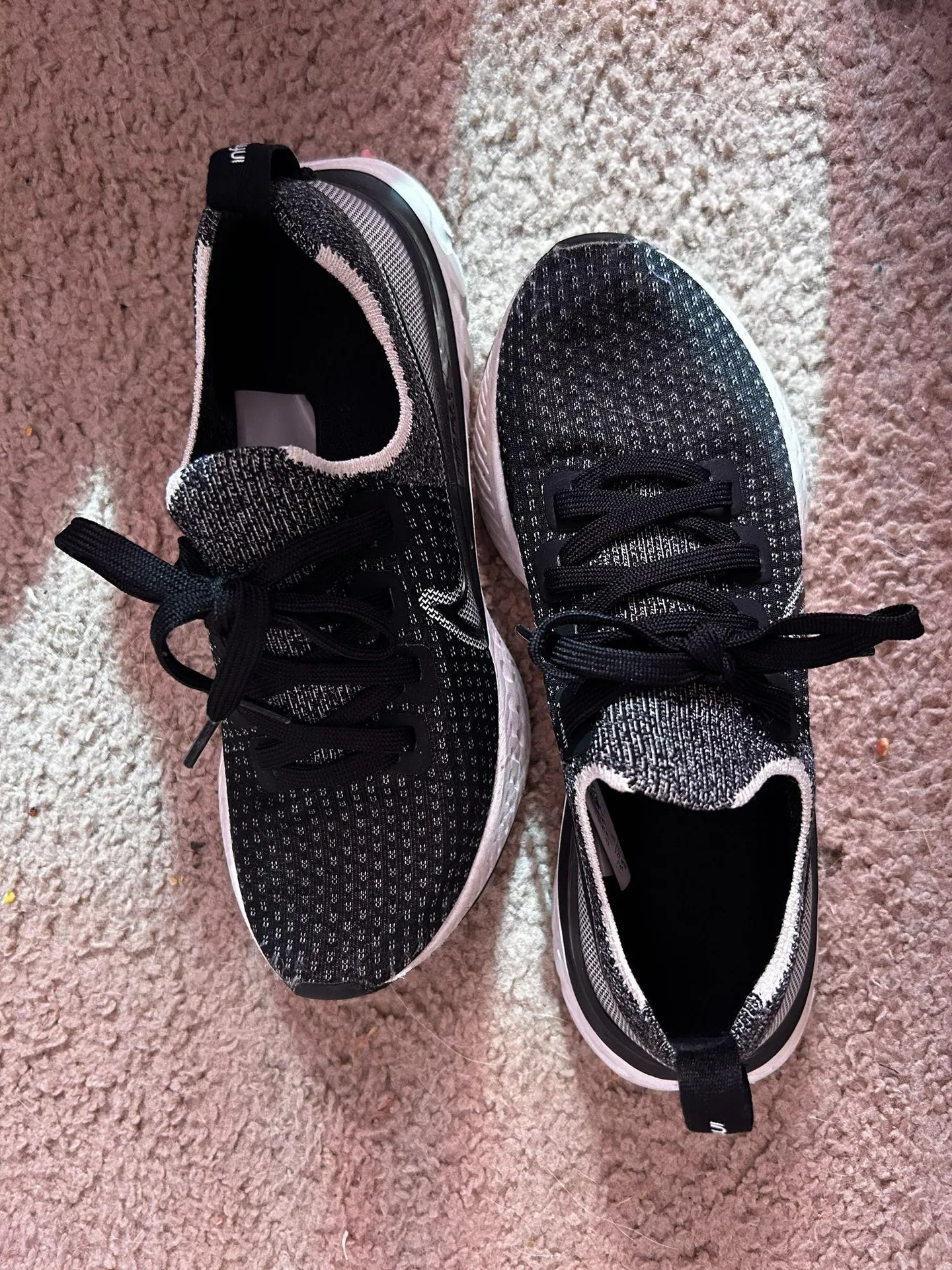 Women’s React Infinity Flyknit Running Shoes - Image 2