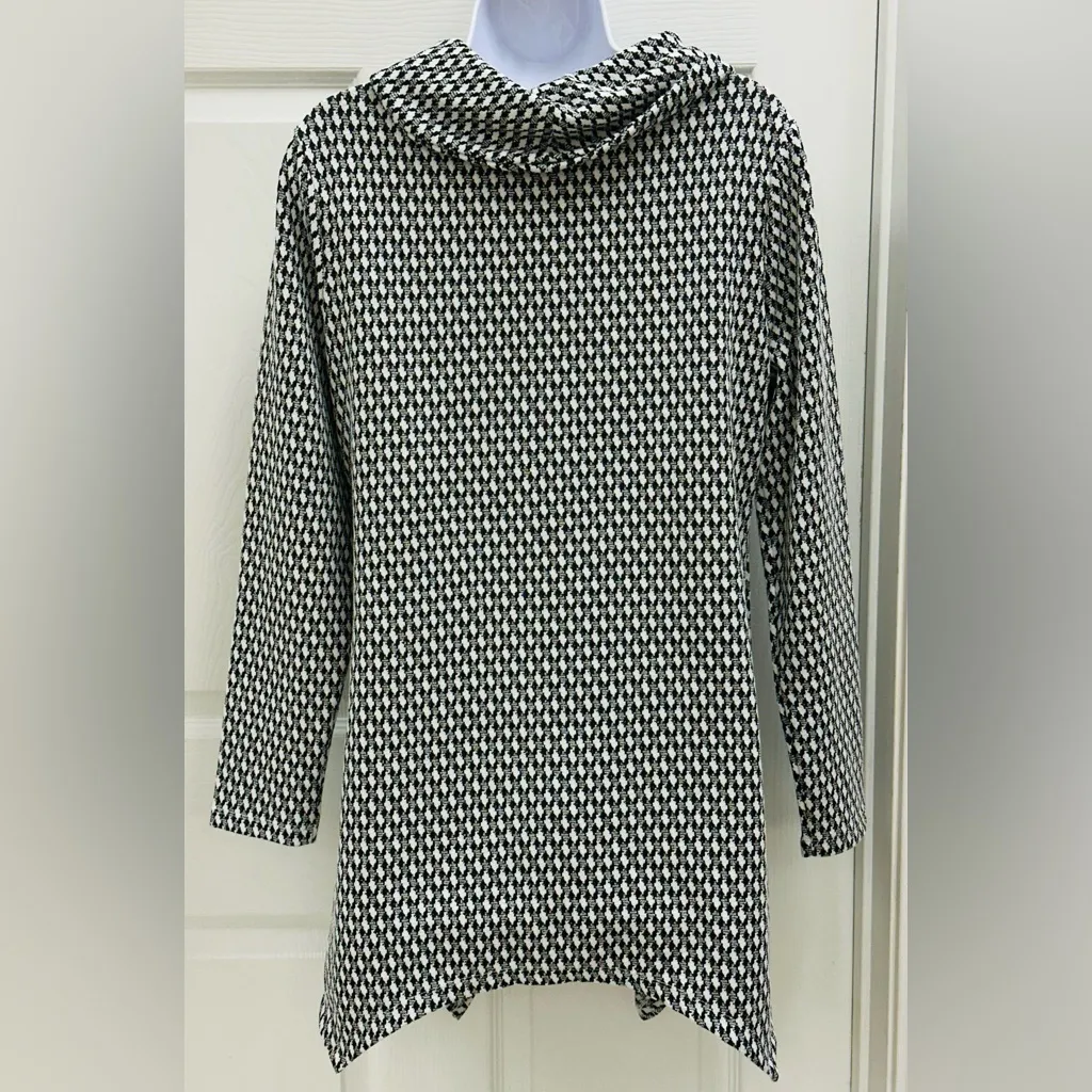 Peck & Peck Women's Shift Dress Size M Black, White & Silver High Low Hem New! - Image 3