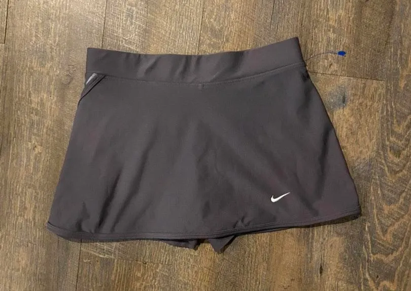 Nike Skirt - Image 2