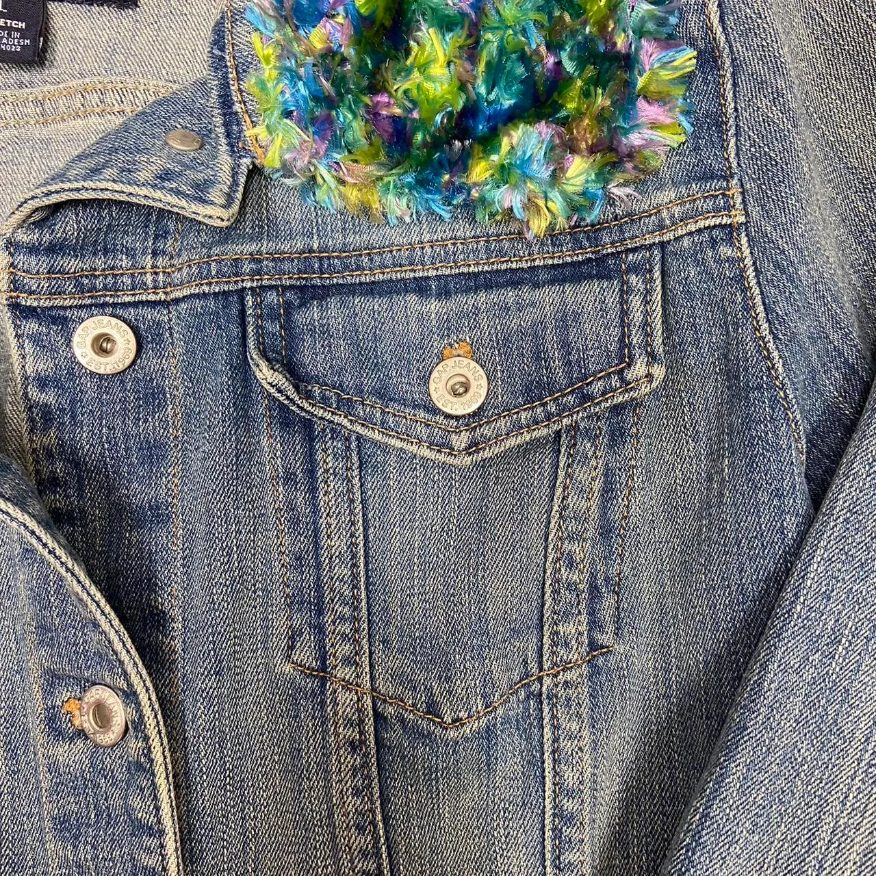 Gap Vintage Jean Jacket With Fur Detailing - Image 4