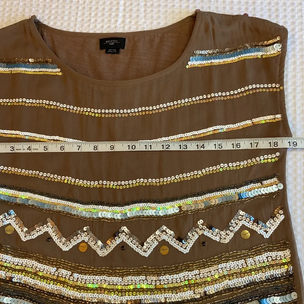 DELETTA ANTHROPOLOGIE S Sequined Beaded Sleeveless Cap Sleeve Shirt Top Tan Blue - Image 9