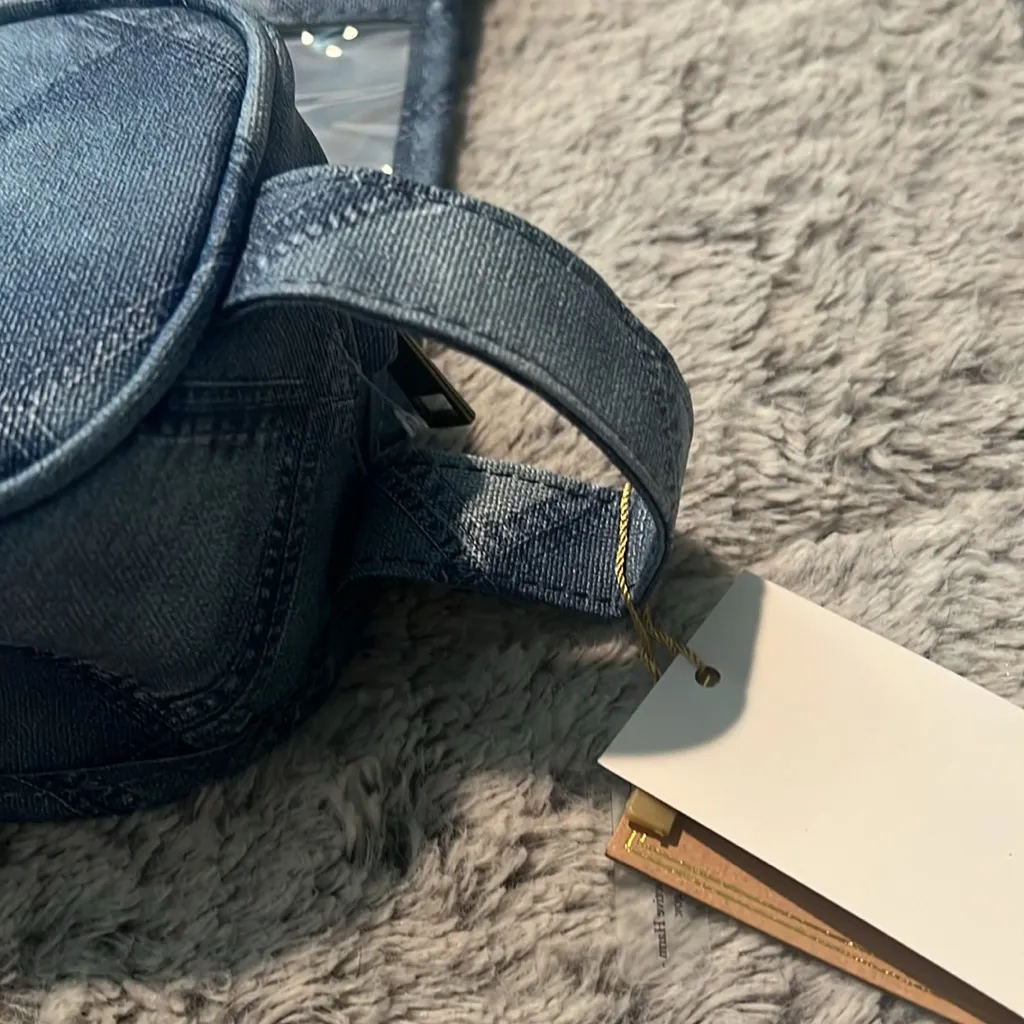 Revive Vintage hanging travel bag with denim design. Waterproof and NWT Blue - Image 8