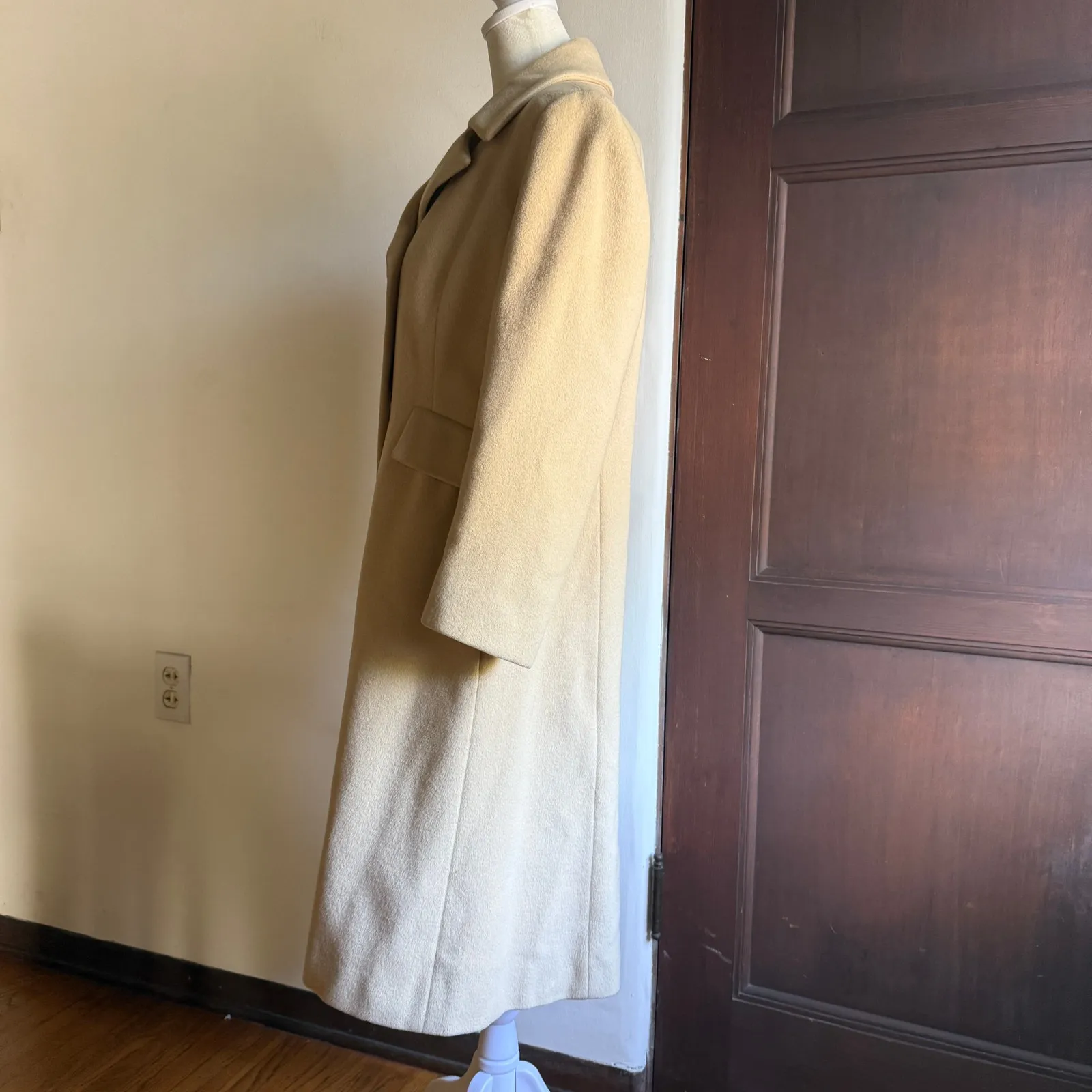 L.C. MAE | 1950s Vintage Wool Cream Double Breasted Long Coat Union Made Medium - Image 3