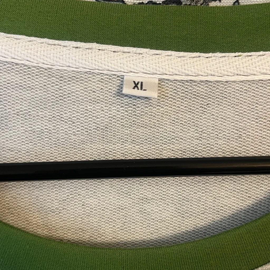 Merry & Bright *New in Package* Sweatshirt Size undefined - Image 3