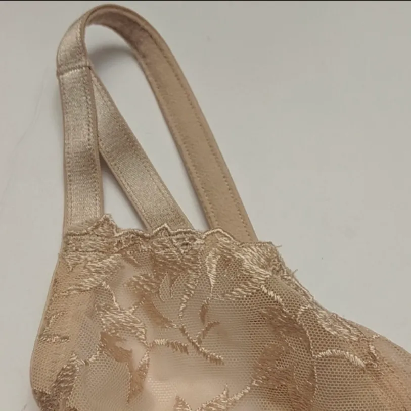 Liz Claiborne Bra - Image 5