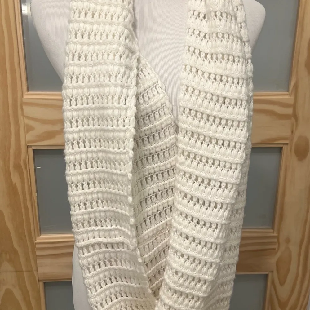 Victoria’s Secret Infinity Scarf - Image 2