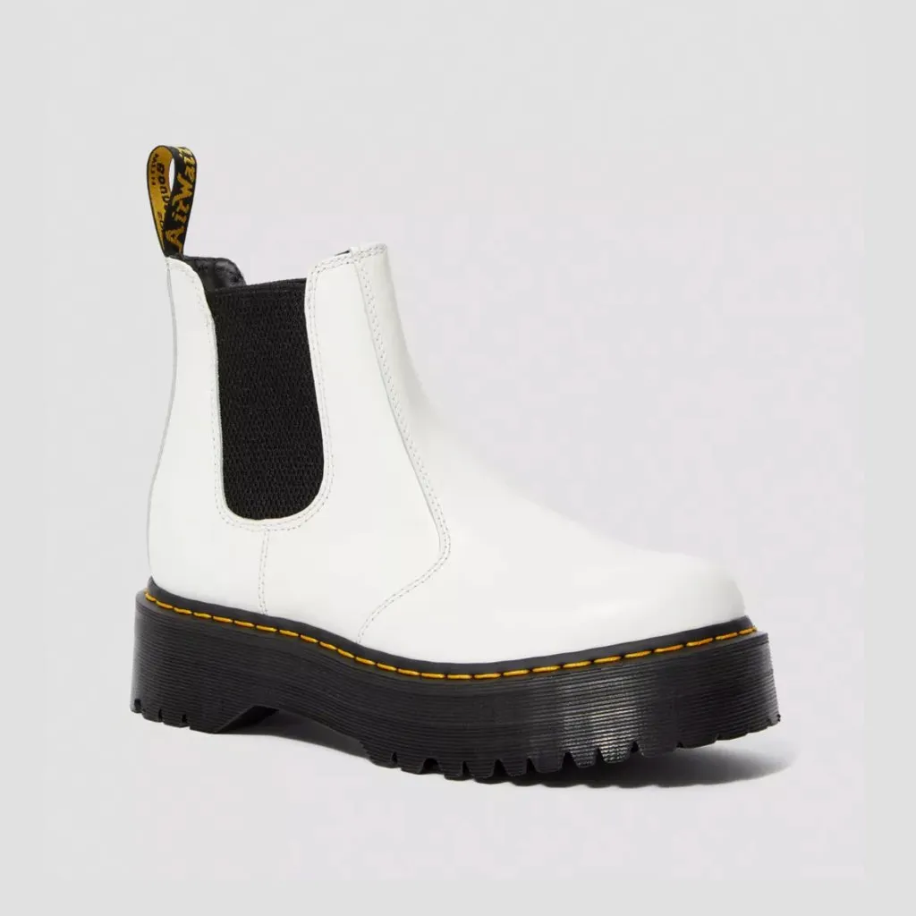 NEW DR. Martens 2976 Smooth Leather Platform Chelsea Boots - Image 11