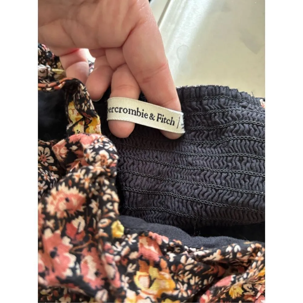 Abercrombie black floral bodysuit size large - Image 2